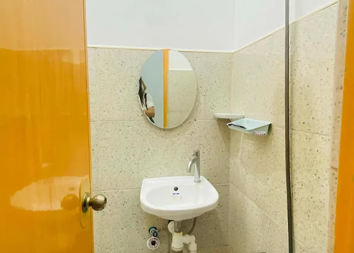 Amad's Space Small Family Apartment